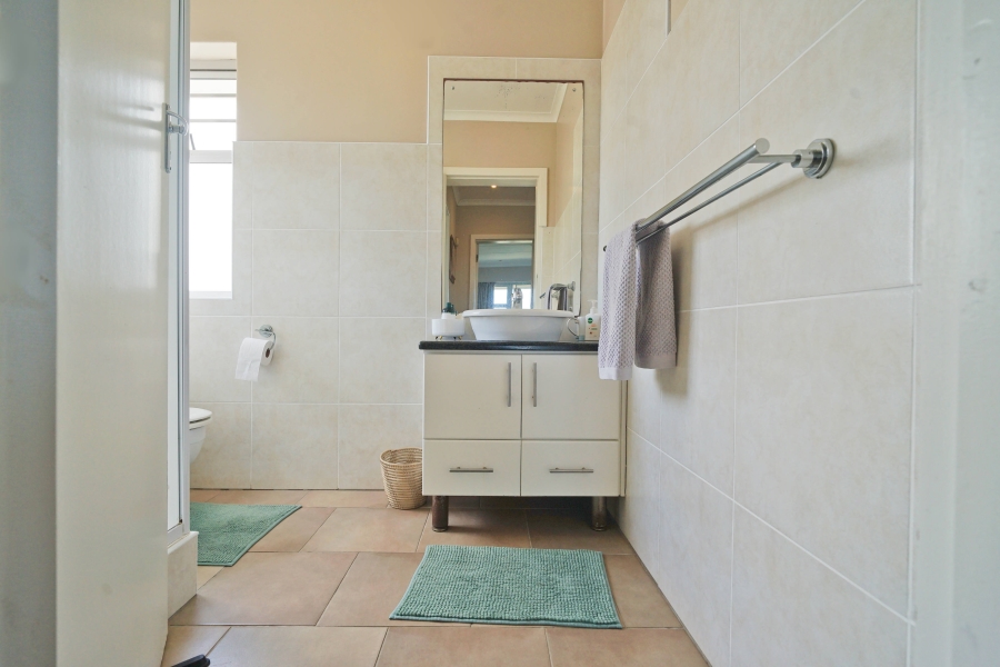 4 Bedroom Property for Sale in Kidds Beach Eastern Cape